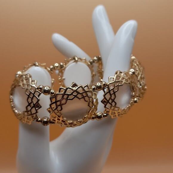 White Pearled Cabochon Stretch Bracelet, Gold Tone Filigree Frames, 7" plus - Picture 3 of 8